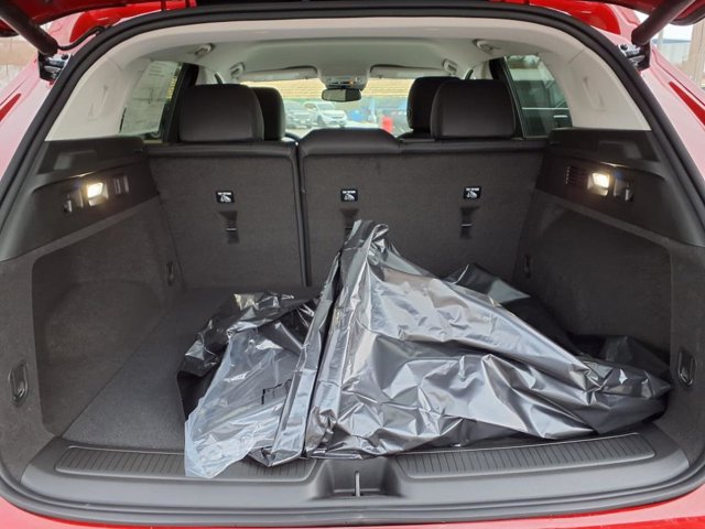 Vehicle image 23 of 24