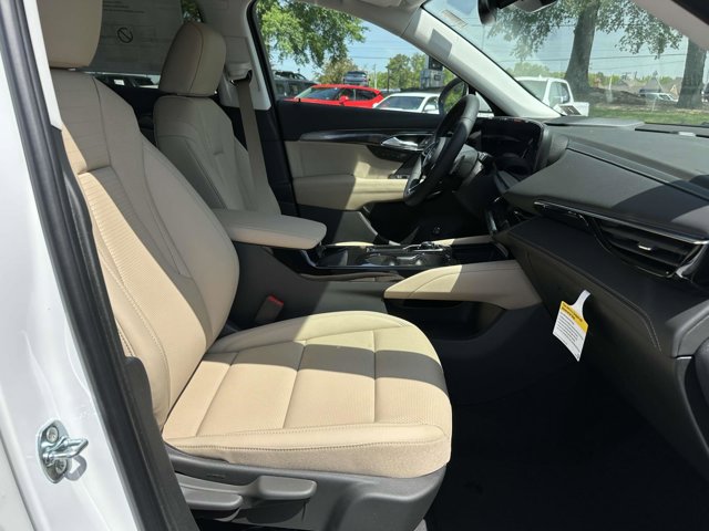 Vehicle image 16 of 31