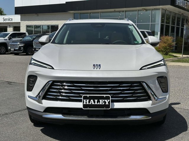Vehicle image 2 of 31