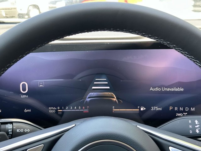 Vehicle image 15 of 31