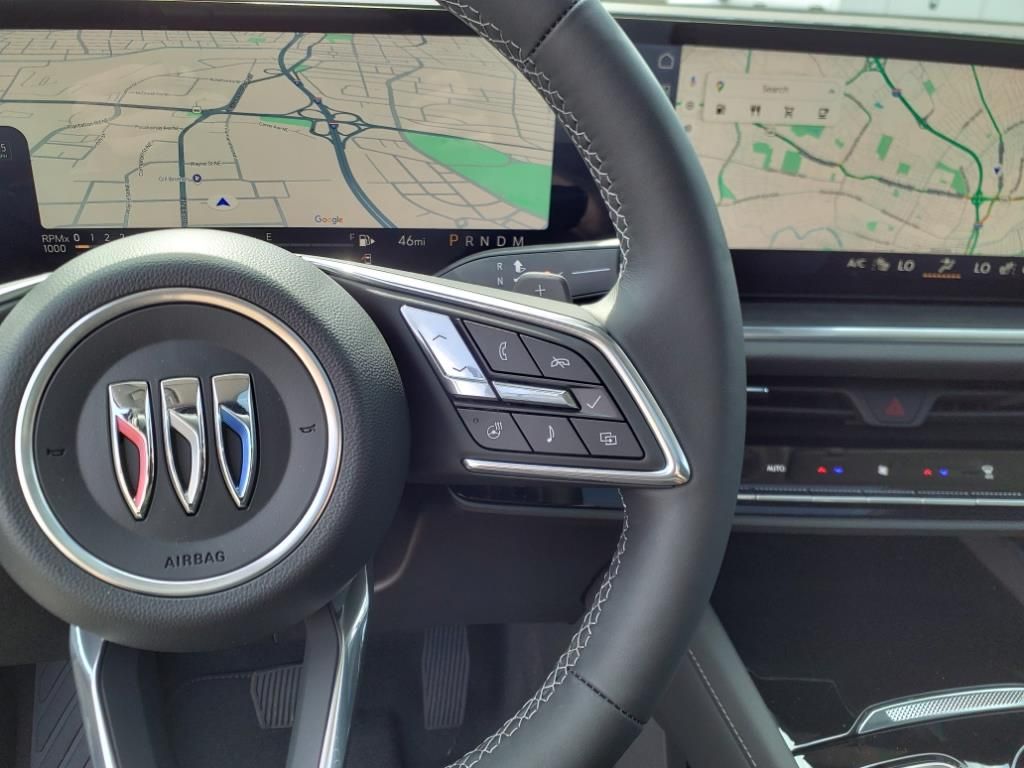 2025 Buick Envision Preferred Image 13 of 17