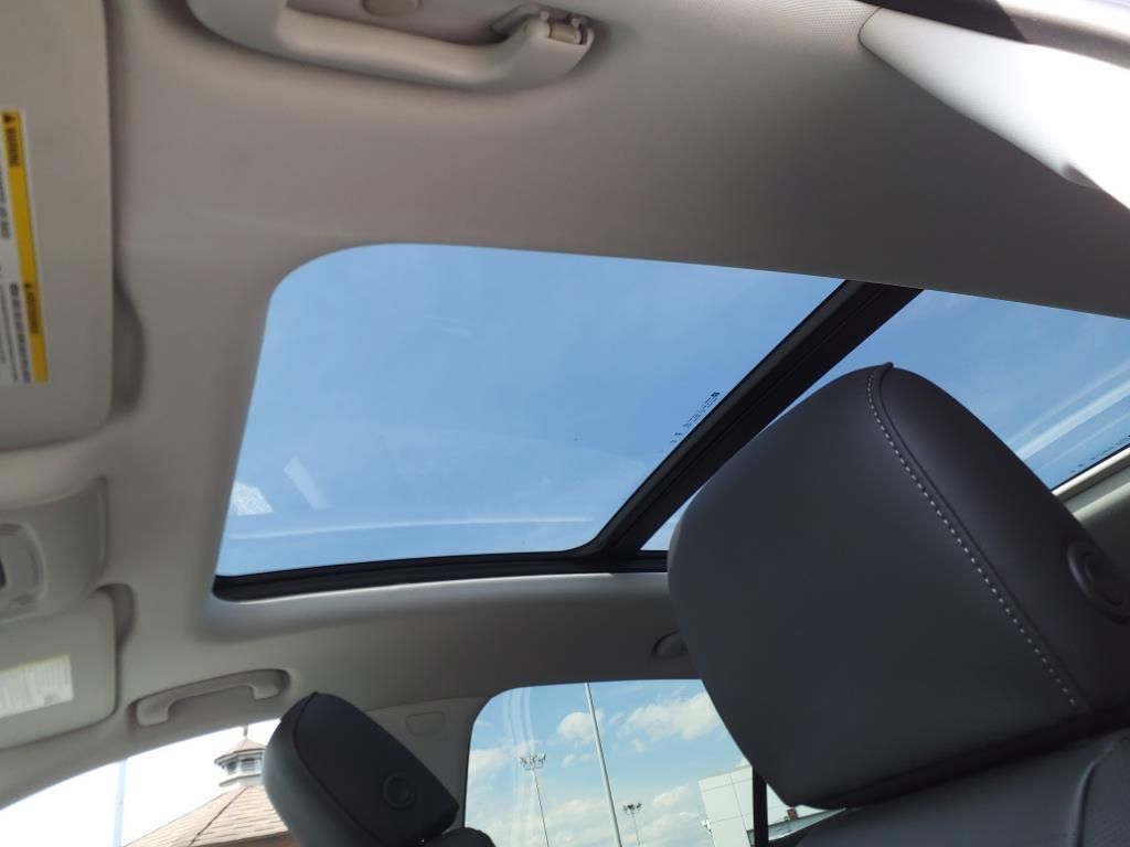 2025 Buick Envision Preferred Image 5 of 17