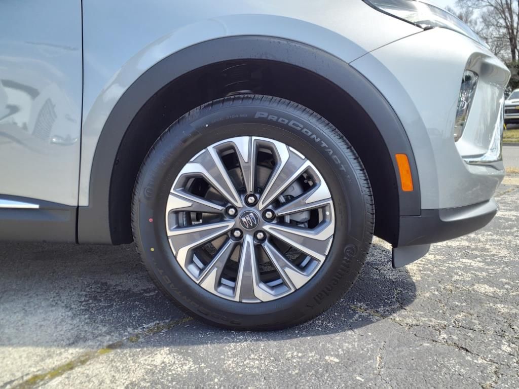 2025 Buick Envision Preferred Image 3 of 17