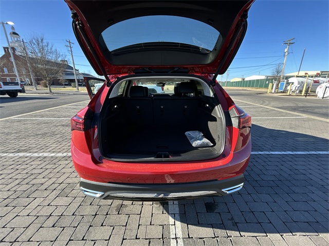 Vehicle image 41 of 46