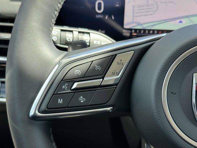 Vehicle image 13 of 25