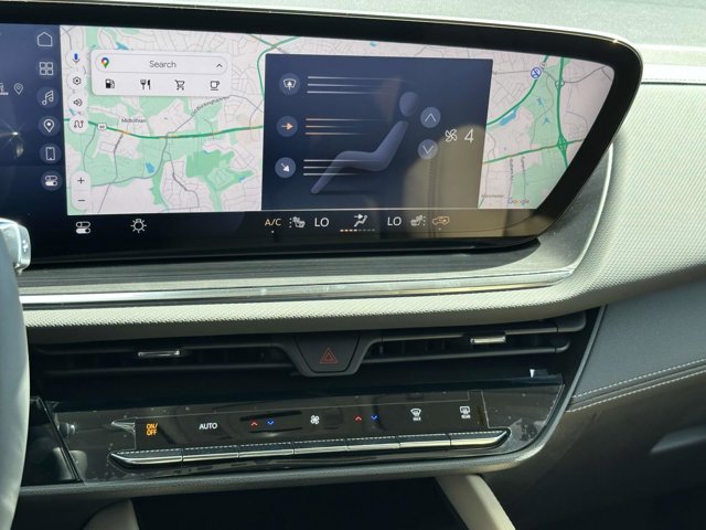 Vehicle image 10 of 25