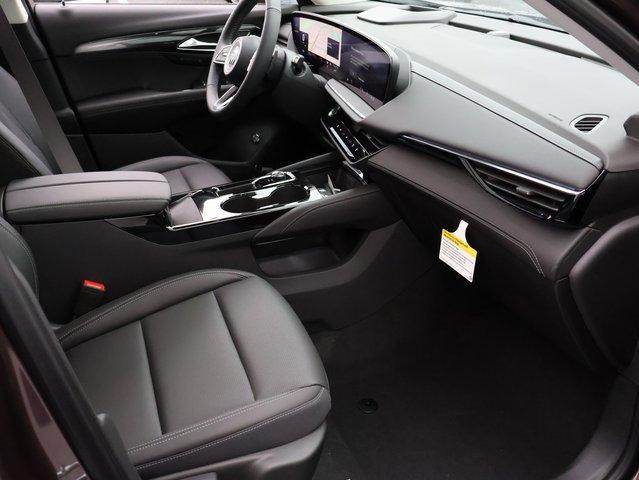 Vehicle image 16 of 63
