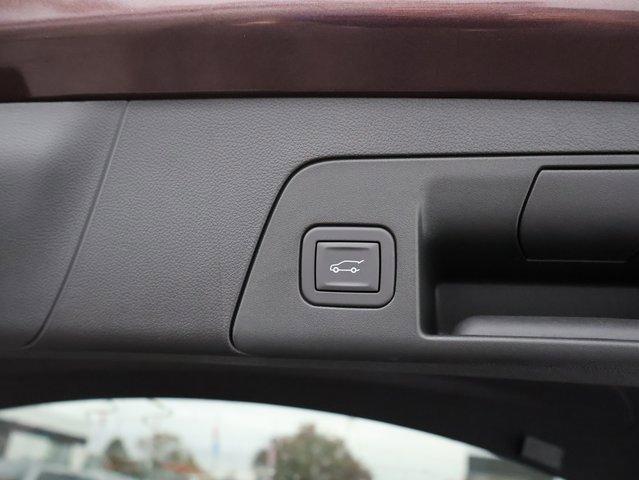 Vehicle image 22 of 63