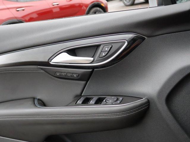 Vehicle image 43 of 63