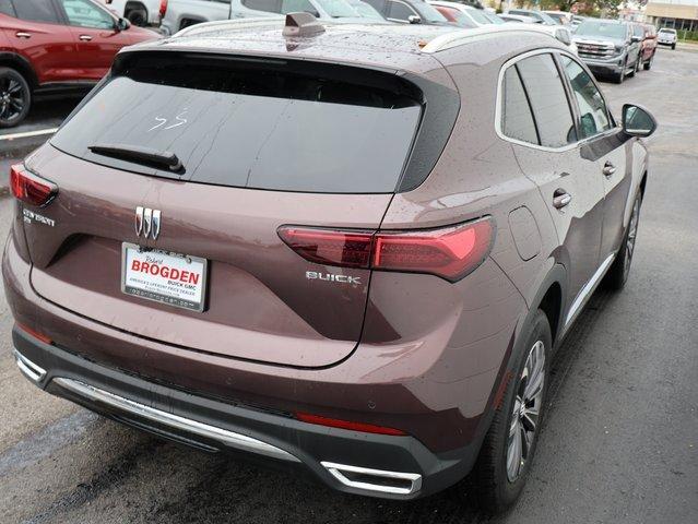 Vehicle image 10 of 63