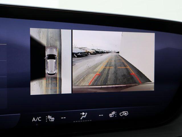 Vehicle image 30 of 63