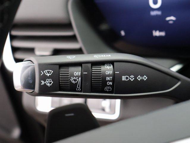 Vehicle image 40 of 63