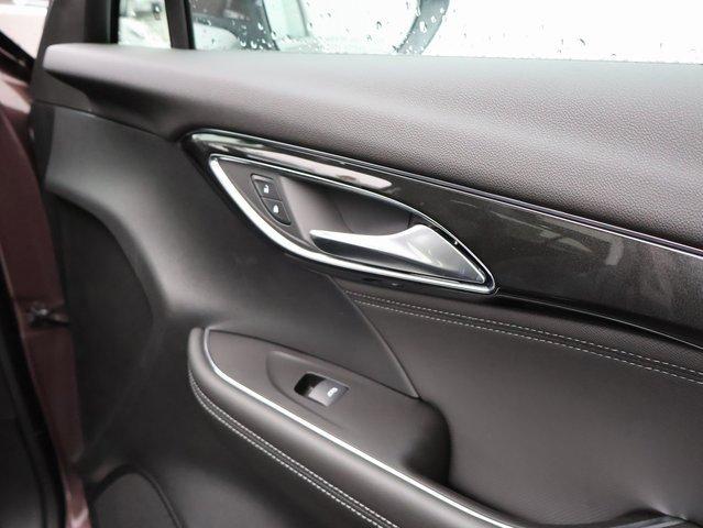 Vehicle image 17 of 63