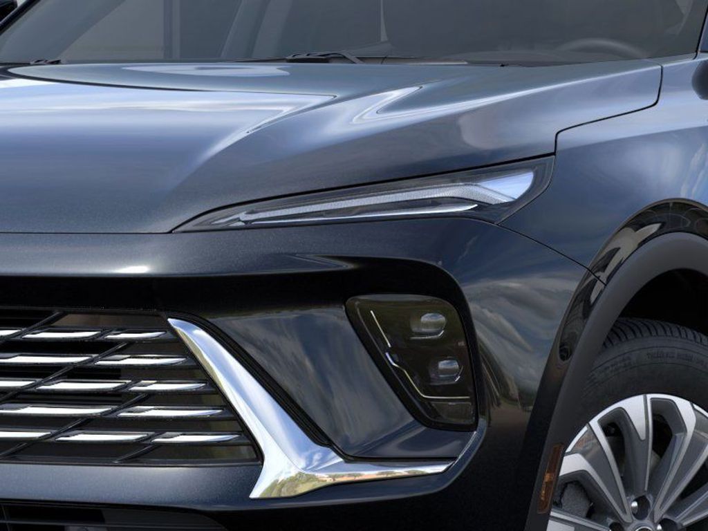 Vehicle image 10 of 25