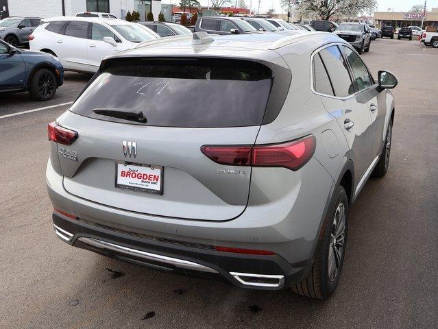 Vehicle image 11 of 69
