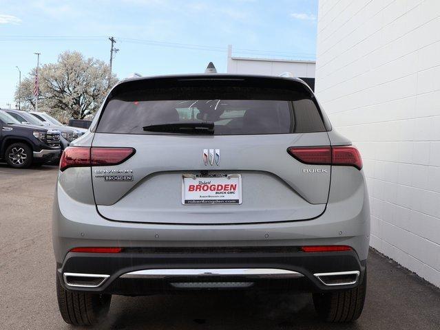 Vehicle image 12 of 69