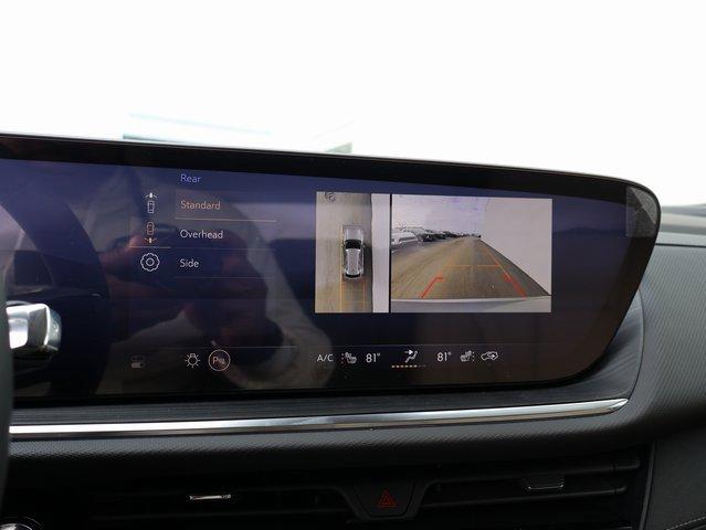 Vehicle image 47 of 69
