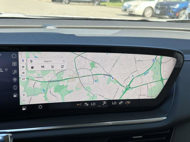 Vehicle image 8 of 25