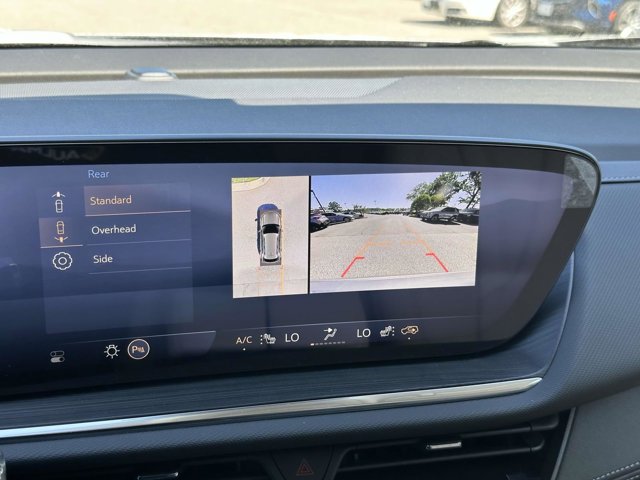Vehicle image 9 of 25
