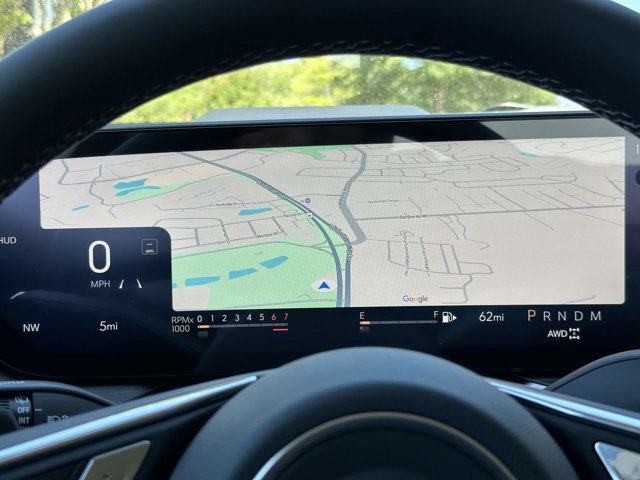 Vehicle image 15 of 25