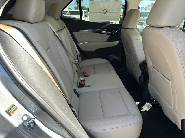 Vehicle image 17 of 25