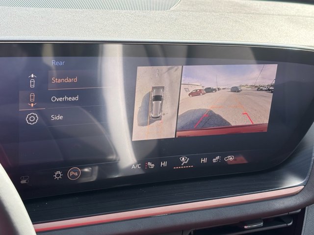 Vehicle image 9 of 26