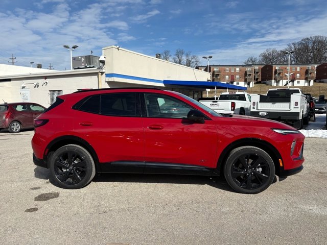 Vehicle image 4 of 26