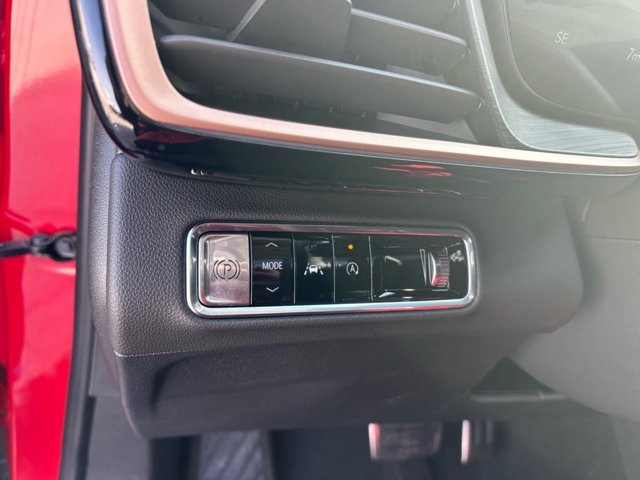 Vehicle image 18 of 26