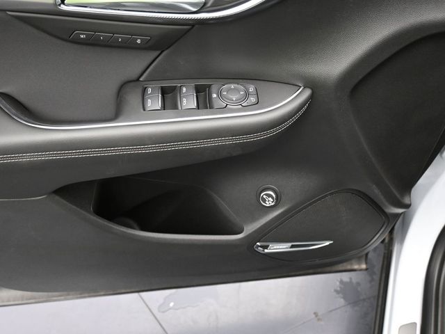 2025 Buick Envision Sport Touring Image 39 of 45