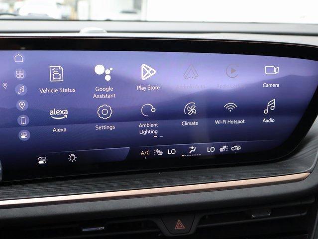 Vehicle image 28 of 63