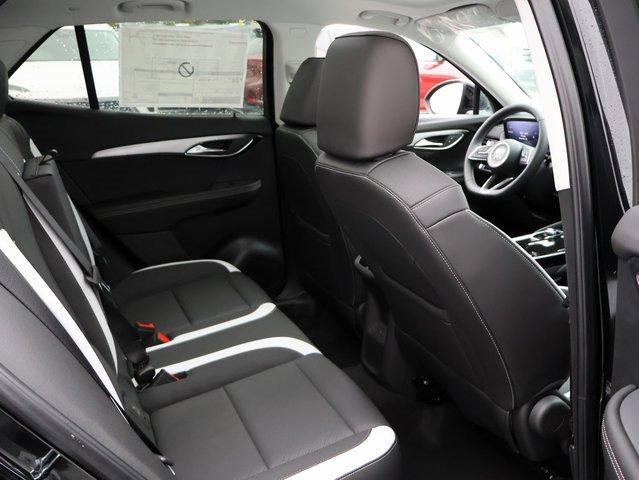 Vehicle image 18 of 63