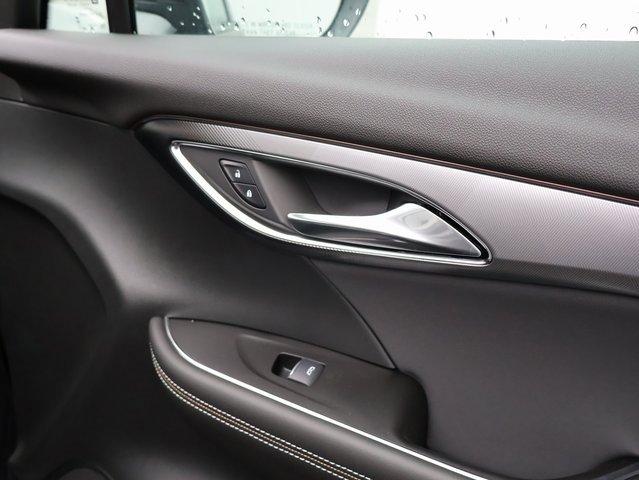 Vehicle image 17 of 63