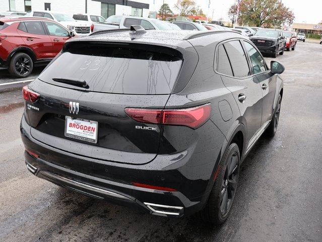 Vehicle image 10 of 63