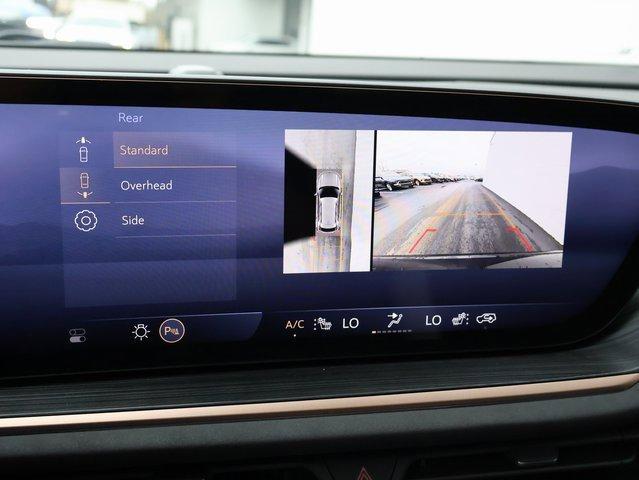 Vehicle image 29 of 63