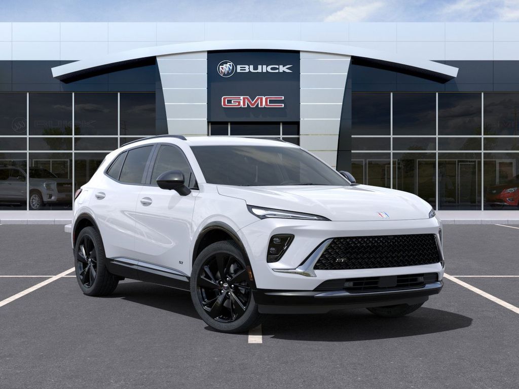 2025 Buick Envision Sport Touring Image 5 of 25