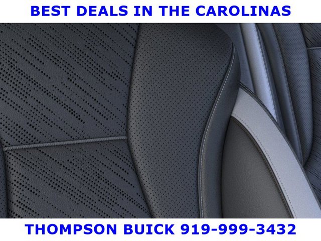 2025 Buick Envision Sport Touring Image 17 of 24