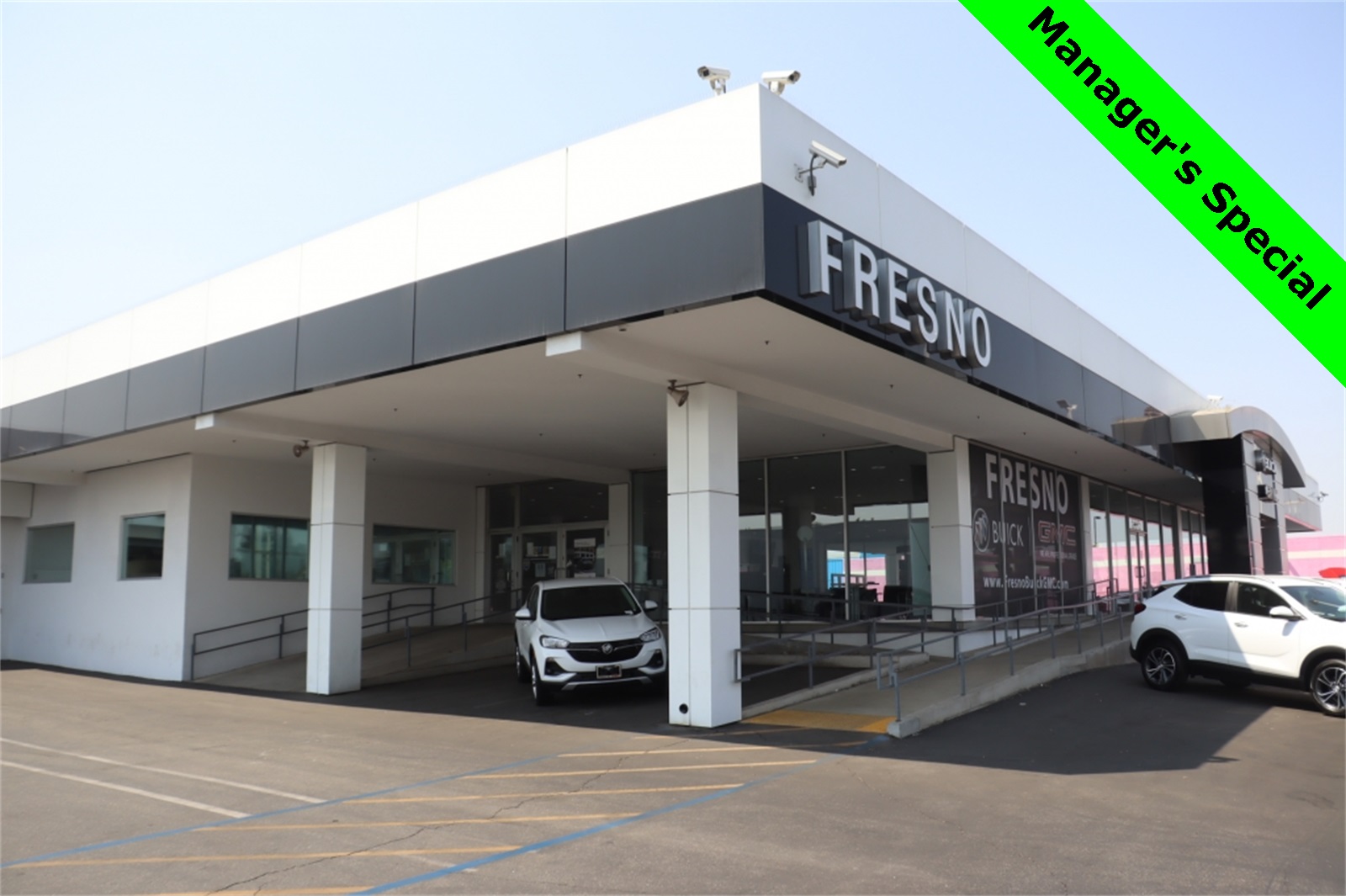 2025 Buick Envision Sport Touring Image 30 of 32