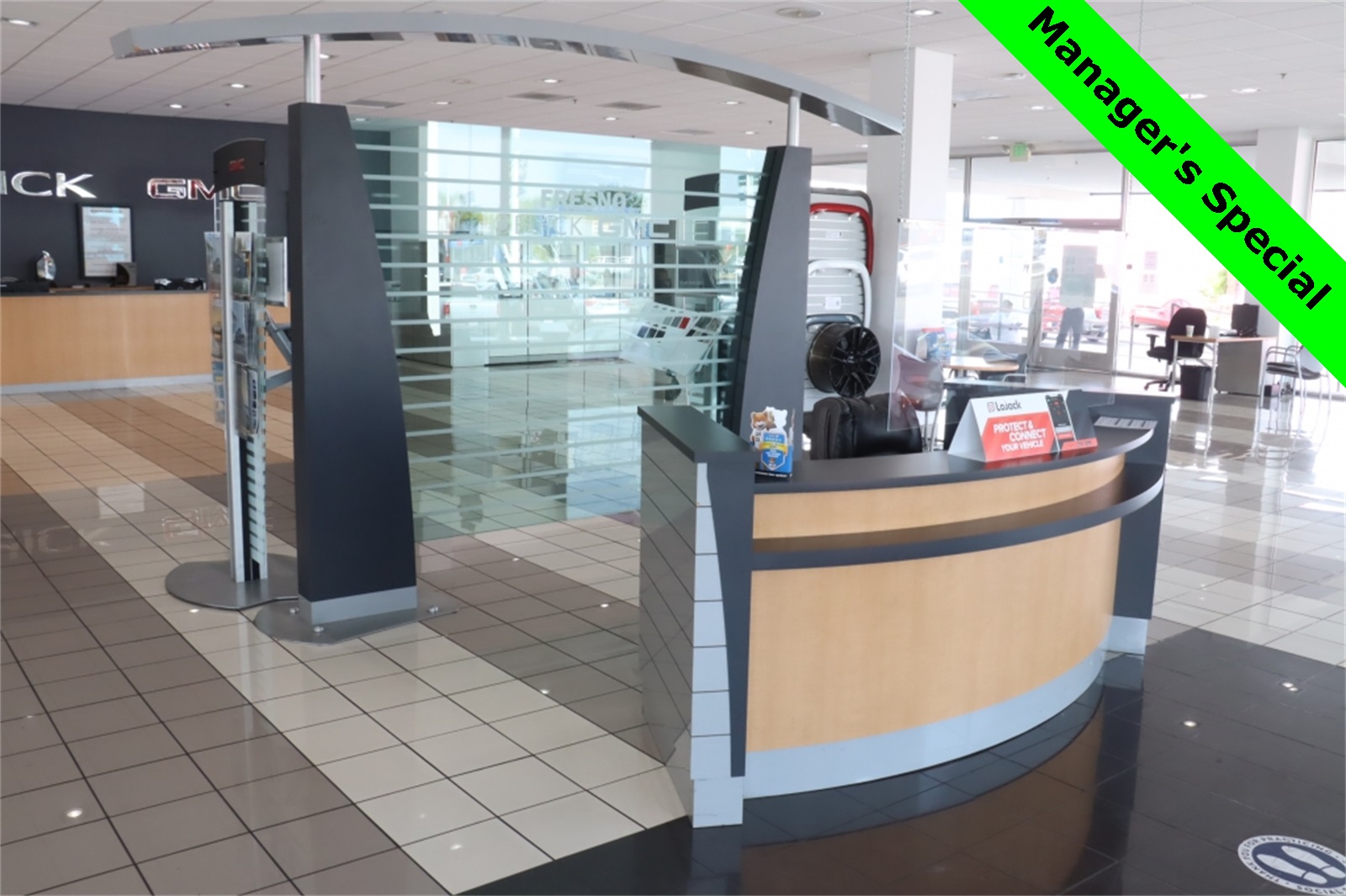 2025 Buick Envision Sport Touring Image 26 of 32