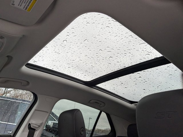 Vehicle image 22 of 31