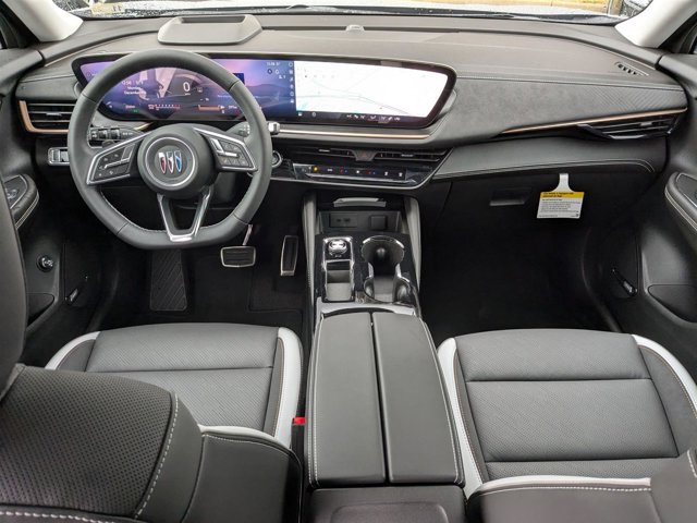Vehicle image 25 of 31