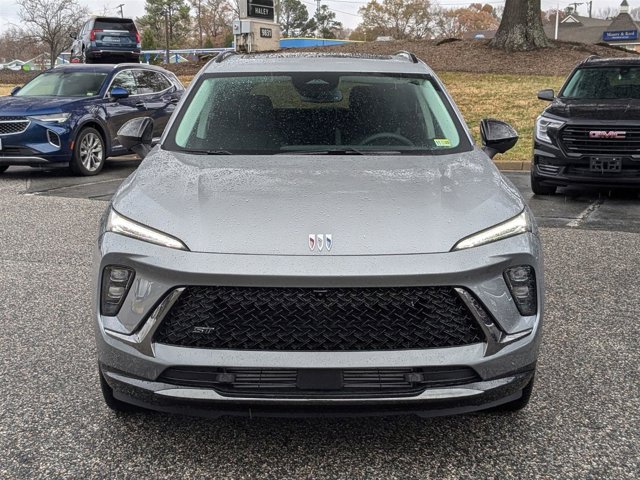 Vehicle image 2 of 31