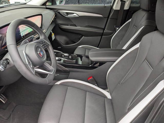 Vehicle image 11 of 31