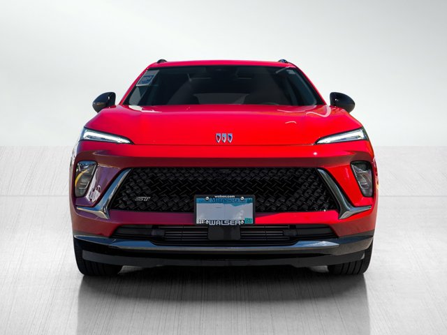 2025 Buick Envision Sport Touring Image 2 of 25