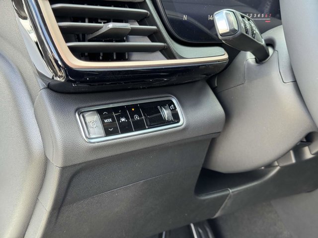 2025 Buick Envision Sport Touring Image 19 of 25