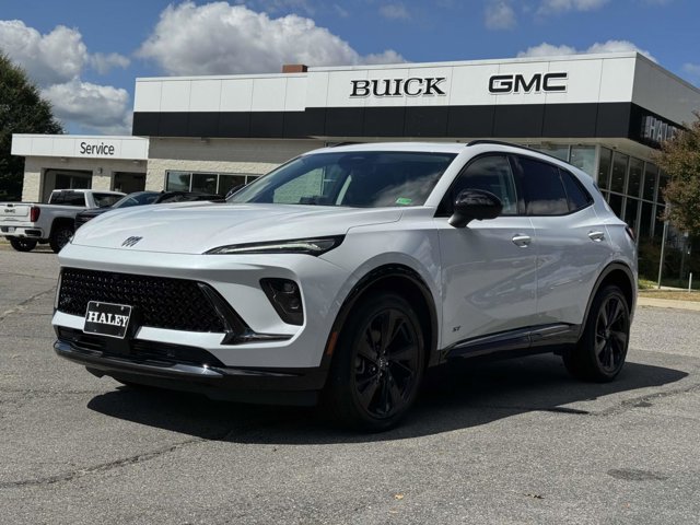 2025 Buick Envision Sport Touring Image 1 of 25