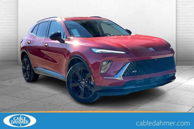 Vehicle image 8 of 40