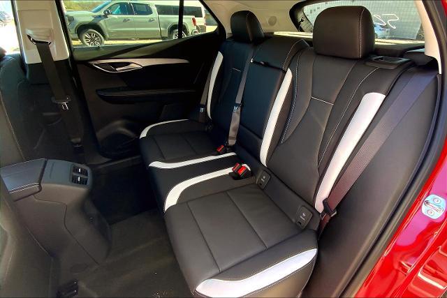 Vehicle image 19 of 40