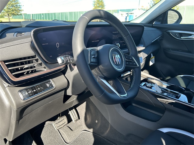 Vehicle image 27 of 49