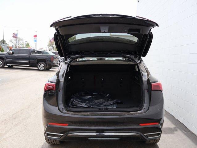 Vehicle image 18 of 62