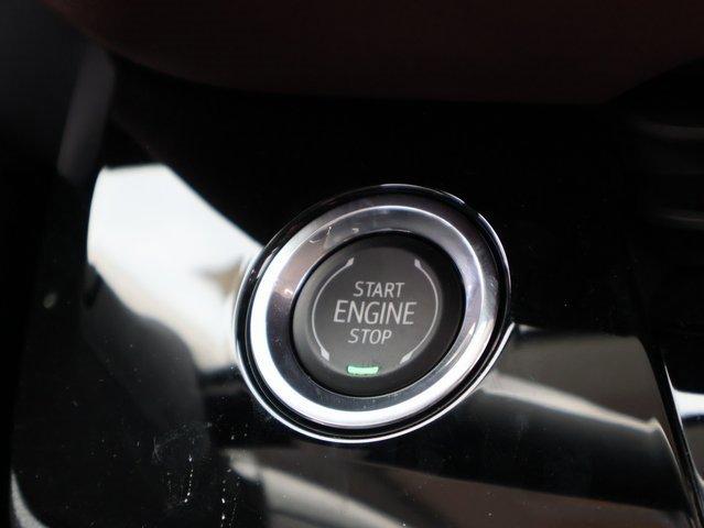 Vehicle image 49 of 62